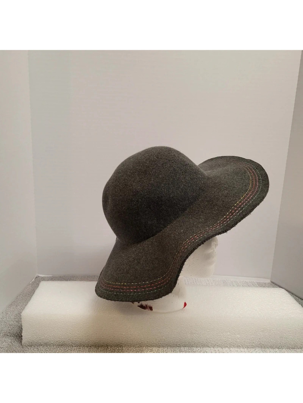 Calling Carly Simon dark gray wide-brim hat